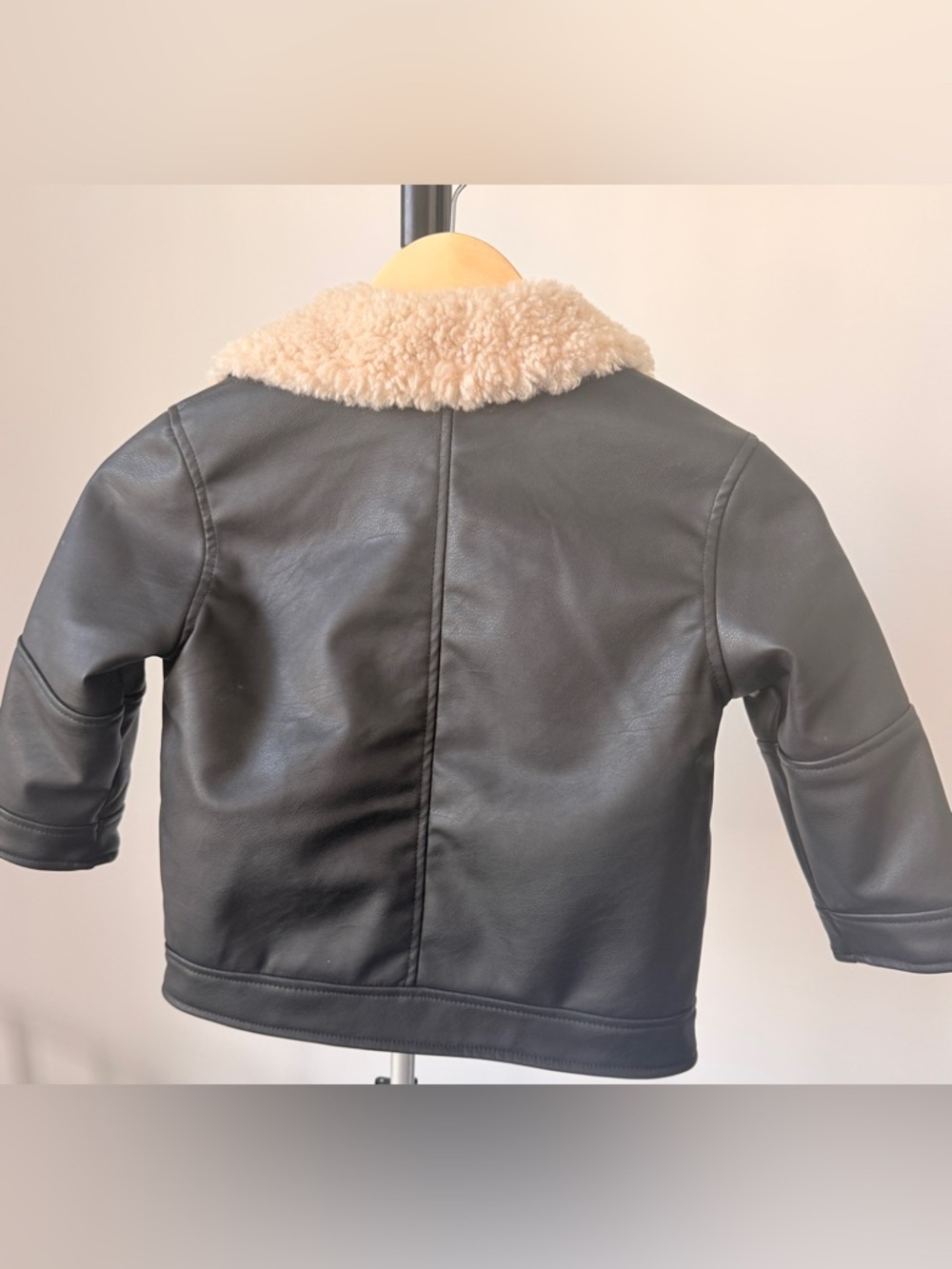 H&M Kids Black Aviator Jacket with Sherpa Collar - Size 4 Vegan Leather - Picture 2 of 2